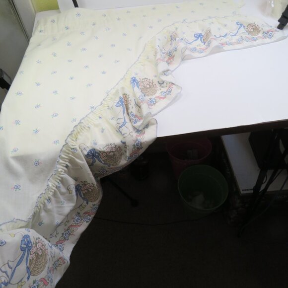 Vintage Country Goose/Ribbon Goose Tiered Curtain Valence 1980s Ducks Geese #1 - Picture 5 of 9